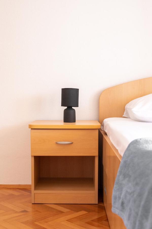 Apartman Ana Boric Podgora Esterno foto