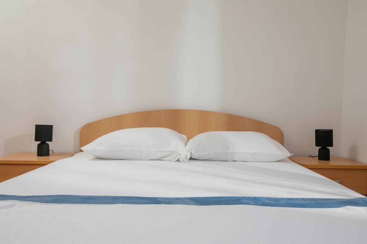 Apartman Ana Boric Podgora Esterno foto